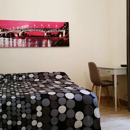 Saint-cyprien Apartment *
