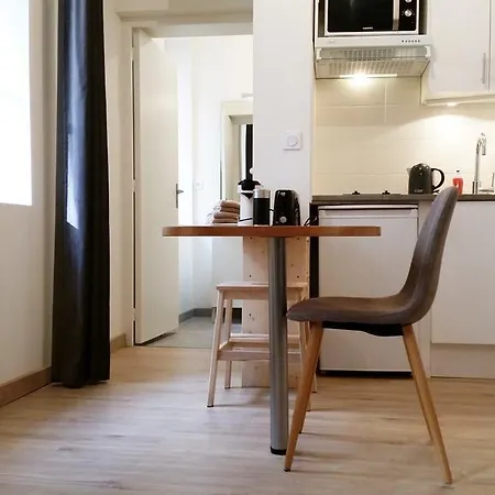 Saint-cyprien Apartment *